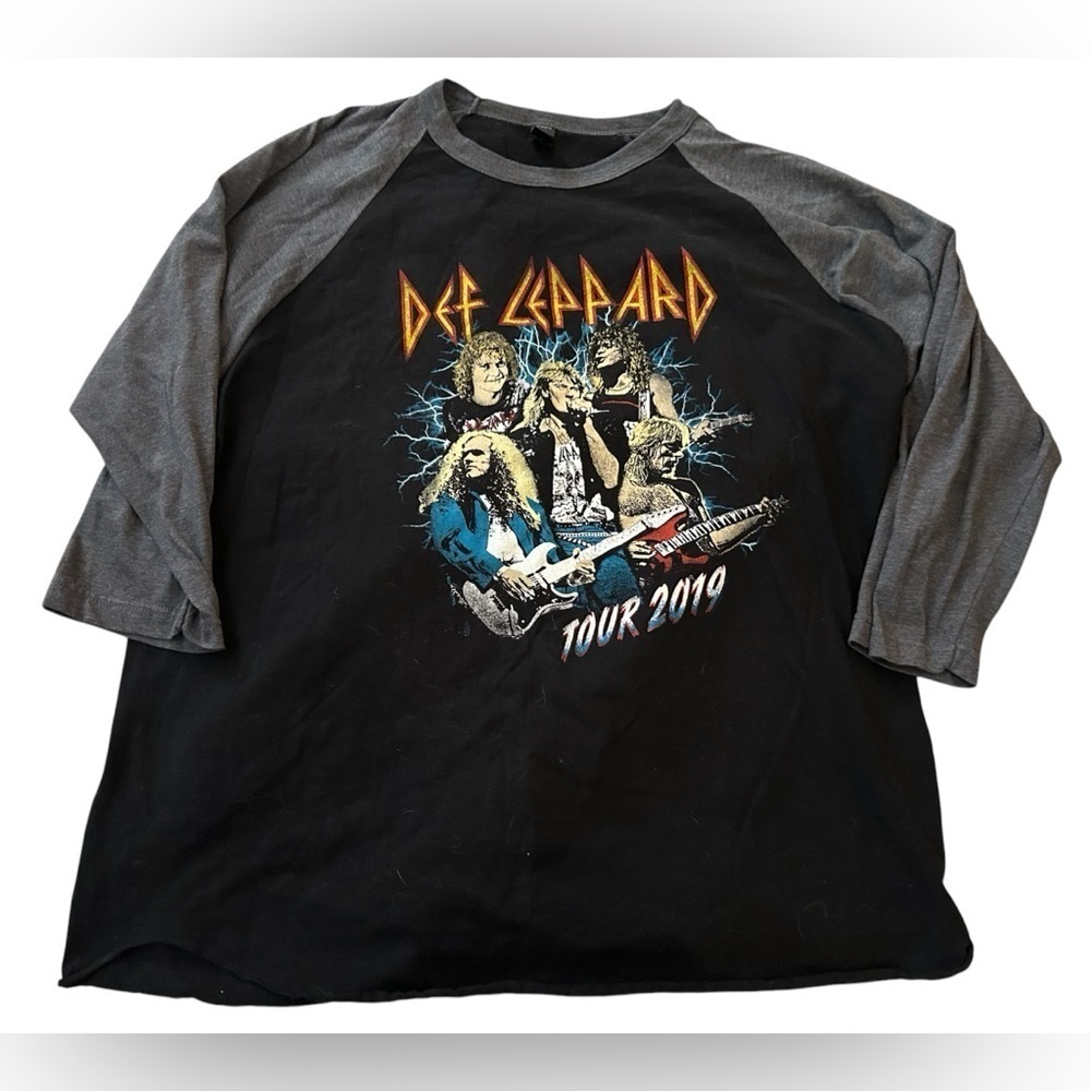 Def Leopard 2019 Tour 3/4 sleeve black and grey band shirt size XL